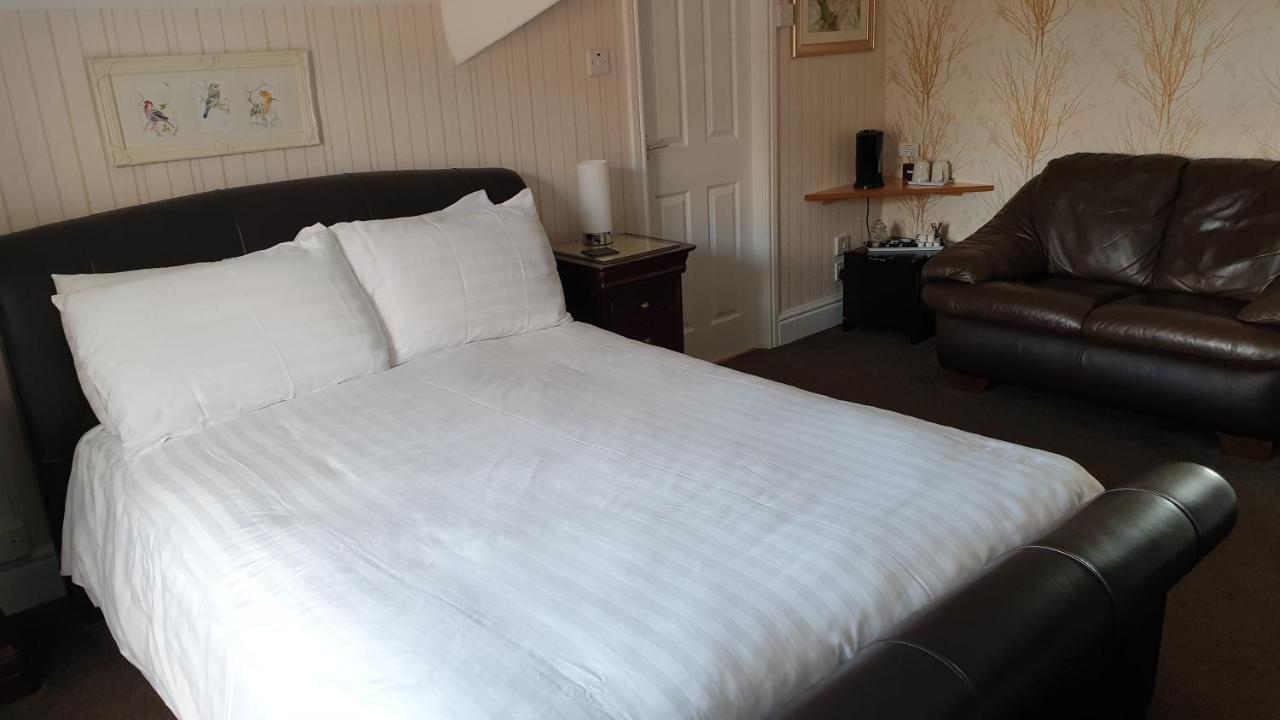 Colbourn Bed And Breakfast Colwyn Bay Esterno foto