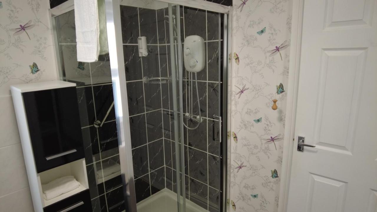 Colbourn Bed And Breakfast Colwyn Bay Esterno foto