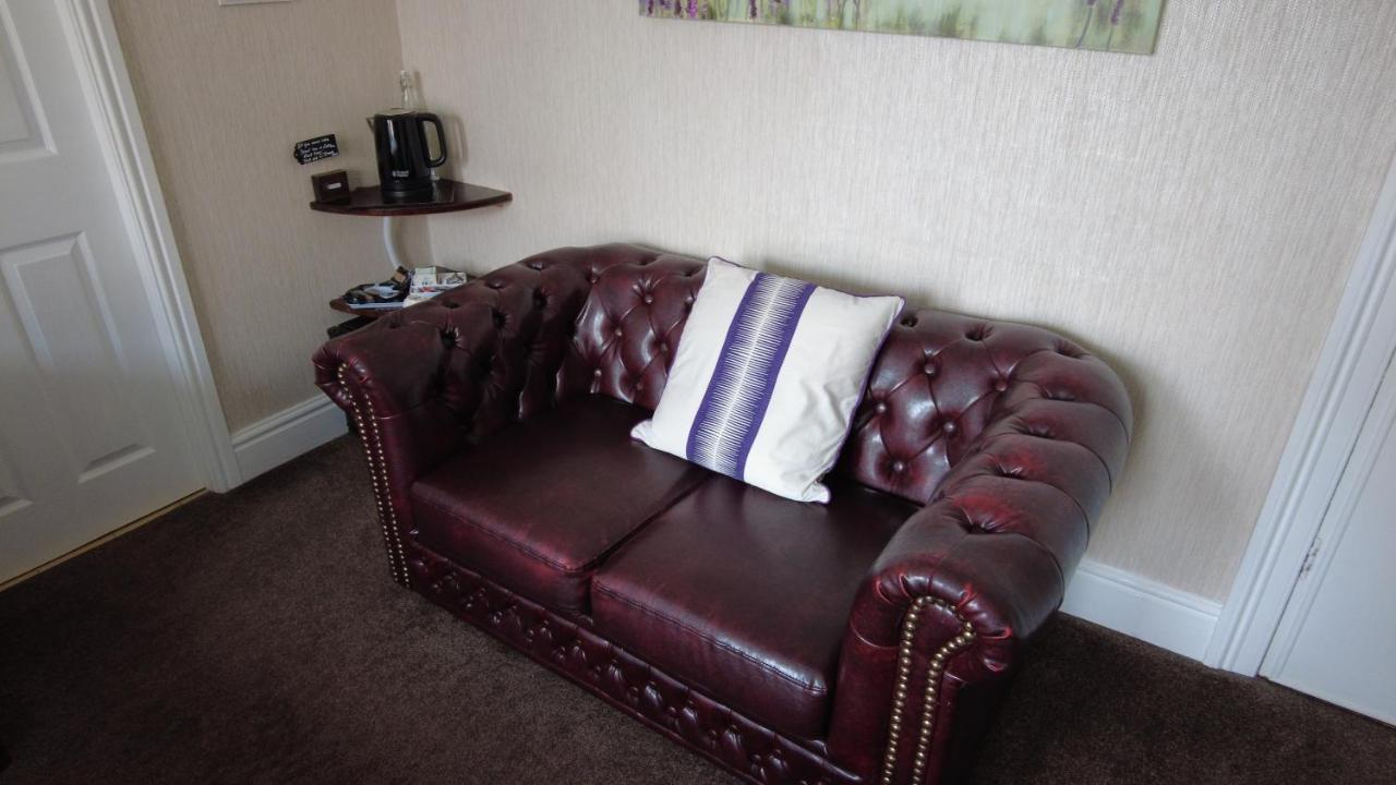 Colbourn Bed And Breakfast Colwyn Bay Esterno foto